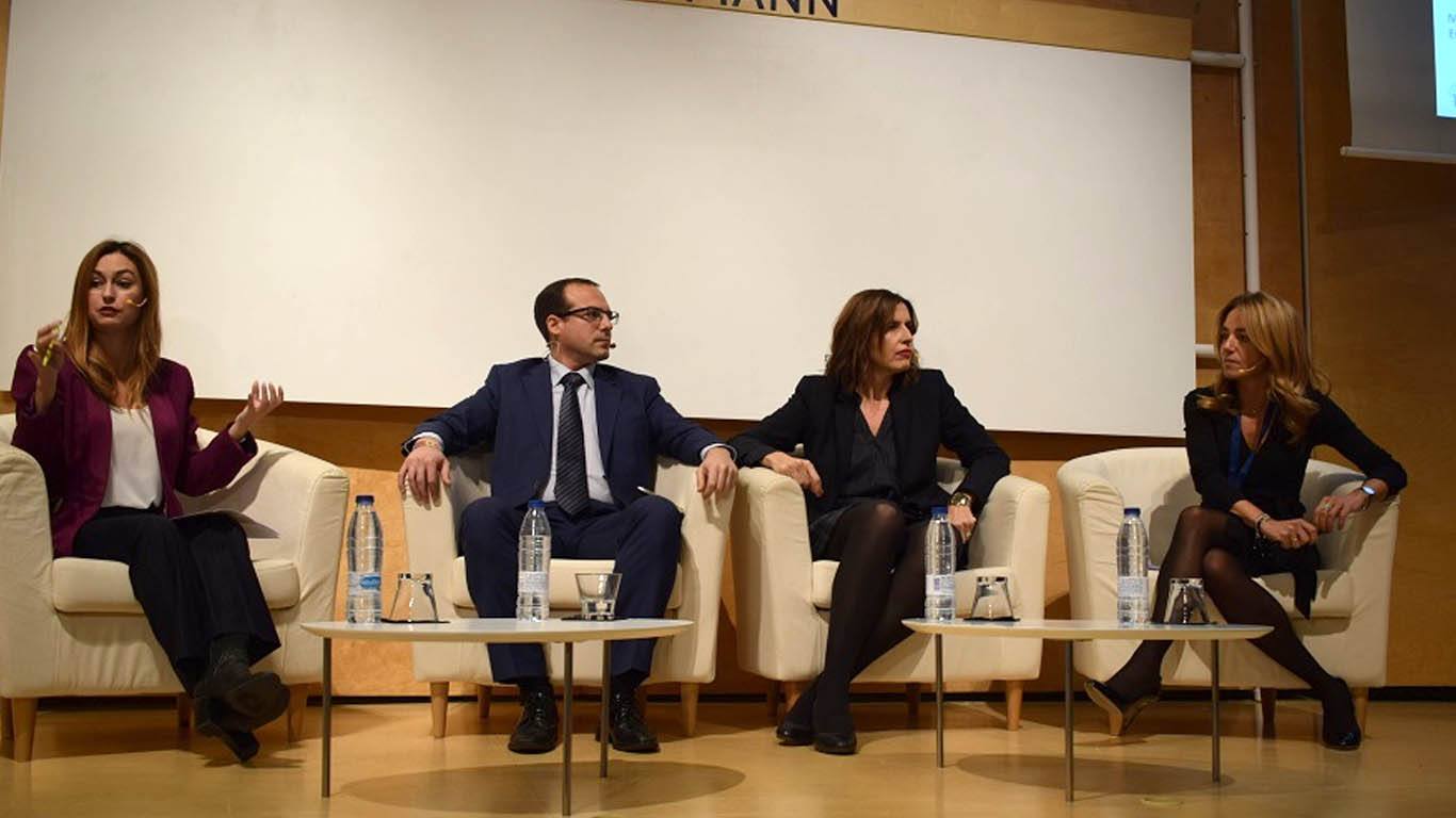 Evelyn García afronta el debate de la introducción de la tecnología en los departamentos de RRHH - Evelyn