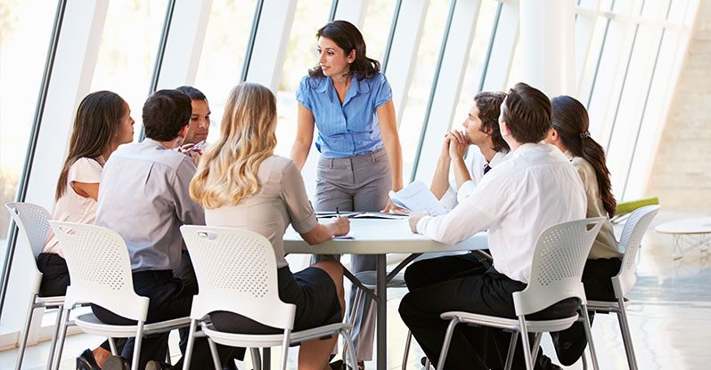 Equipos auto-gestionados para prosperar como empresa dentro del entorno VUCA