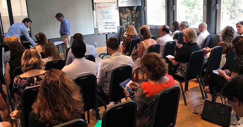 Workshop: "Equipos Ágiles: Cómo generar equipos auto-gestionados y flexibles”